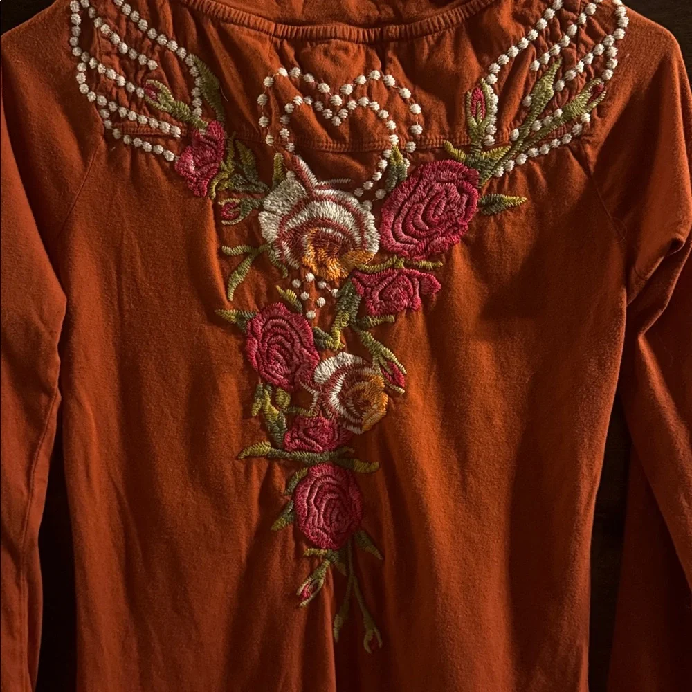 JWLA, Johnny Was, Orange Embroidered V-Neck Long Sleeve Top, Size Small - Picture 4 of 8